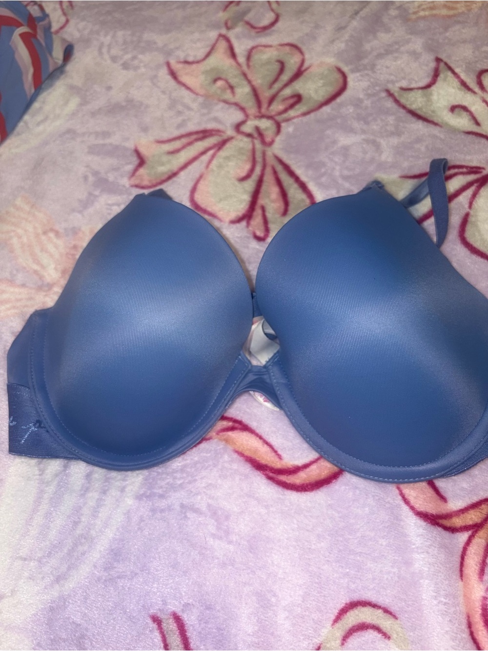 PINK Victoria's Secret Smooth Molded Blue Bra